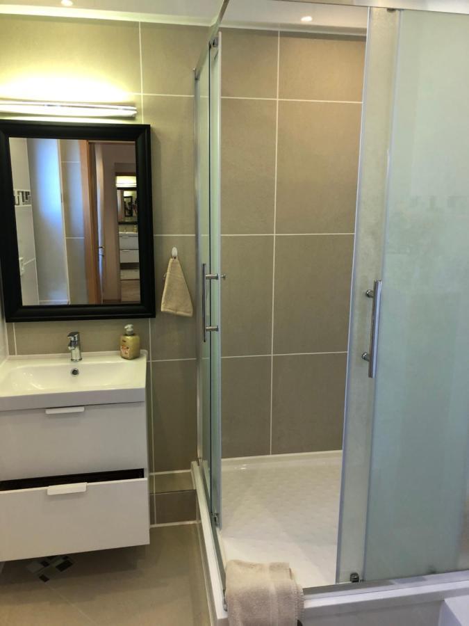 Room 4 You Düsseldorf Exteriör bild